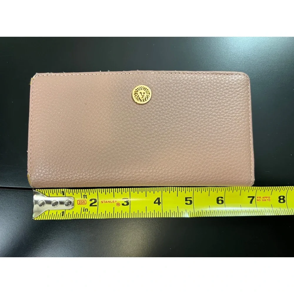 Anne Klein Womens Slim Bifold Wallet Pebble Pink Gold Lion Logo Card Holder